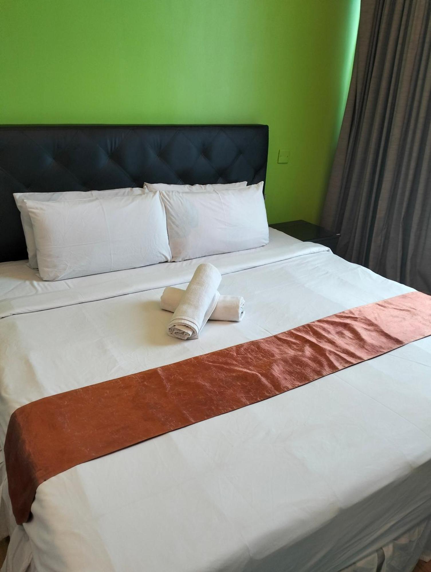 Pangsapuri Star At Swiss Garden Residences