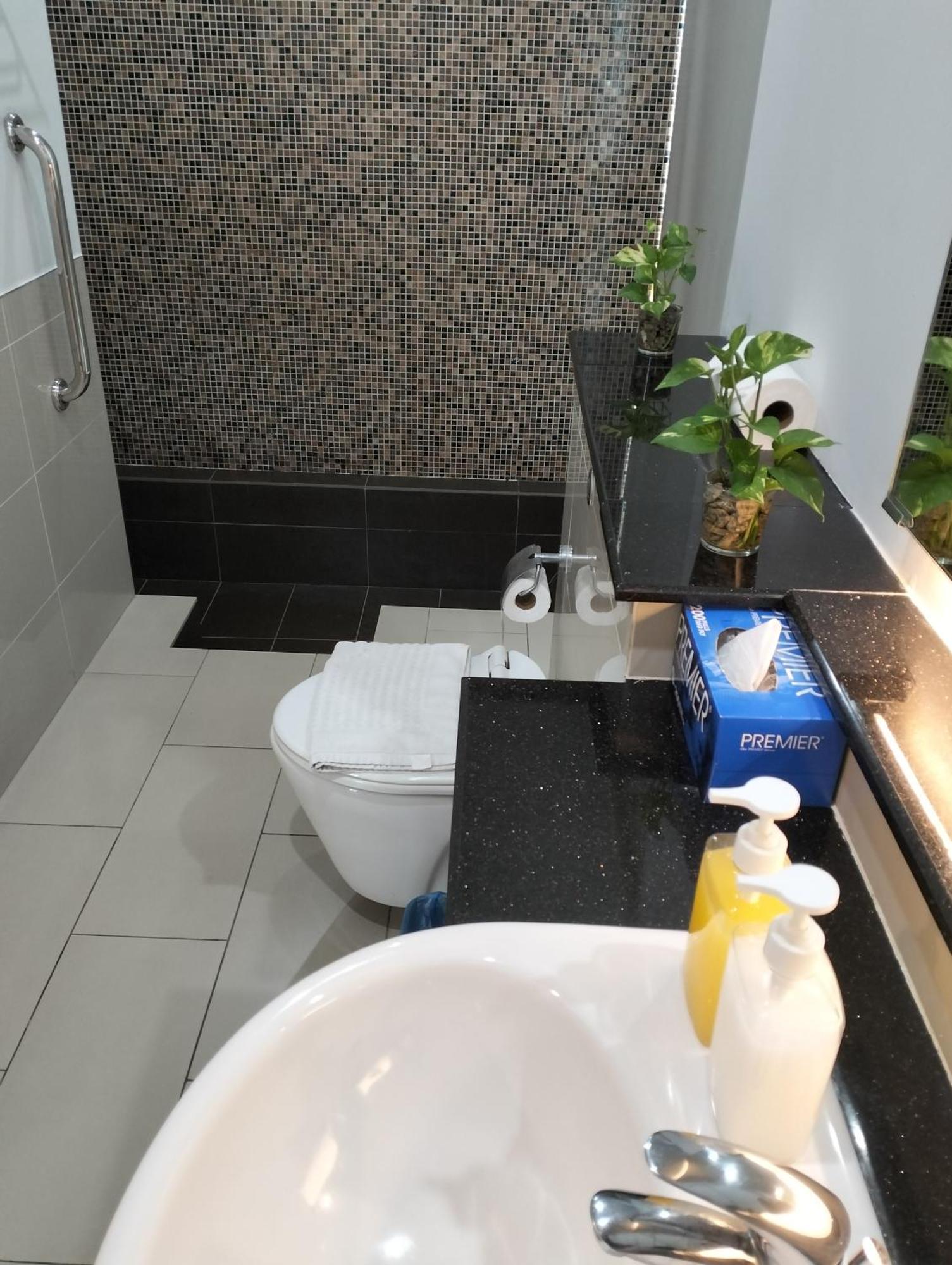 Pangsapuri Star At Swiss Garden Residences