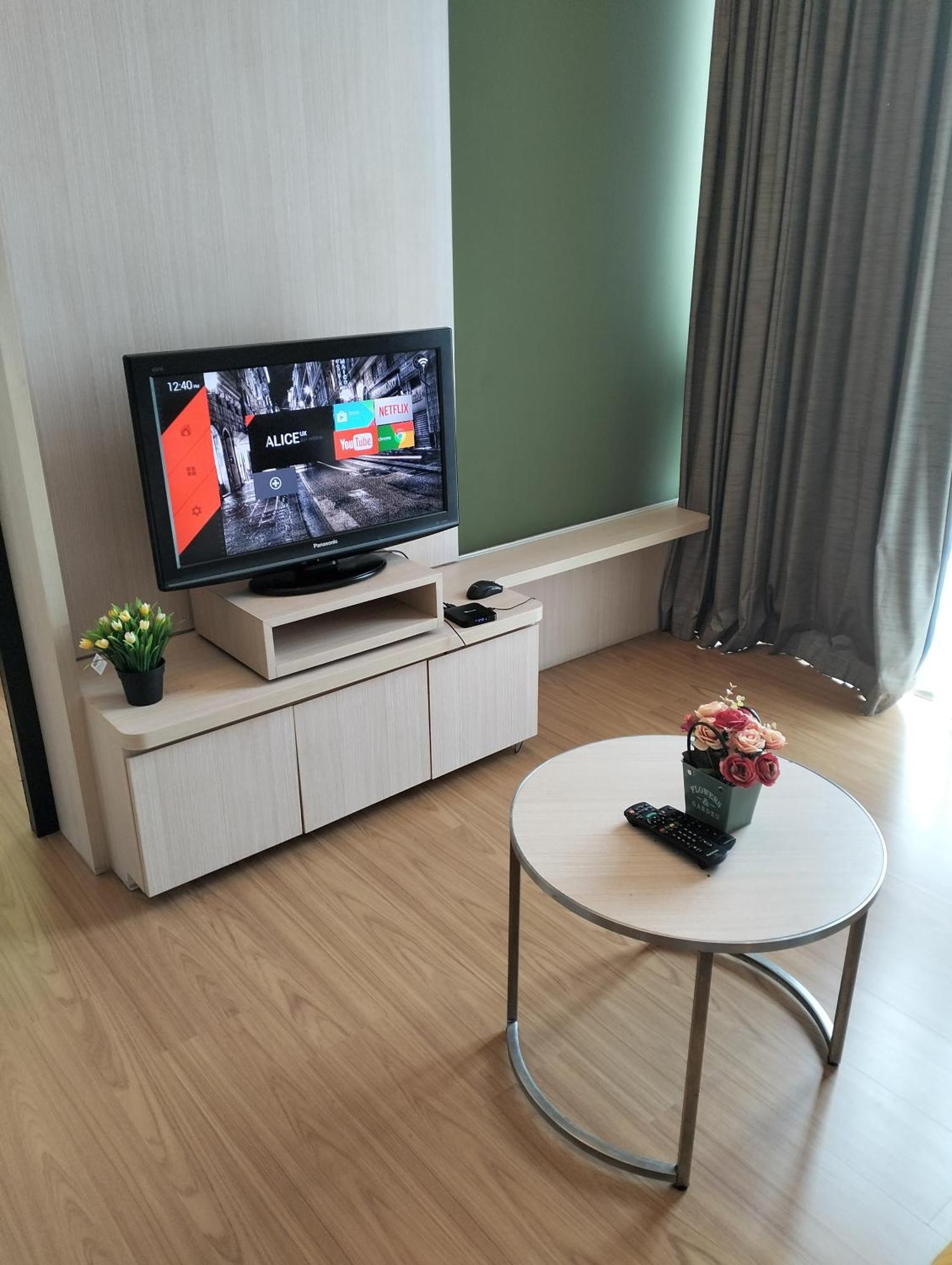 Star At Swiss Garden Residences