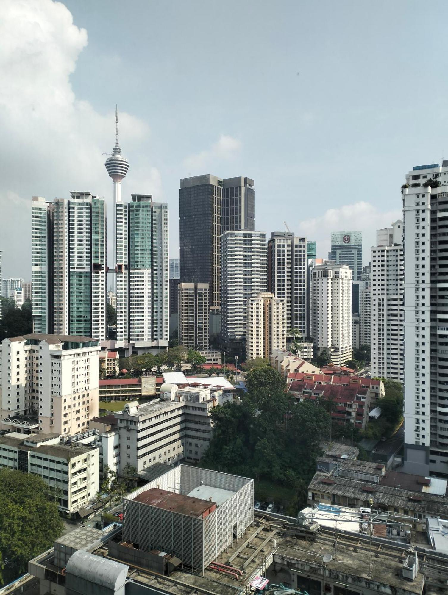 Pangsapuri Star At Swiss Garden Residences