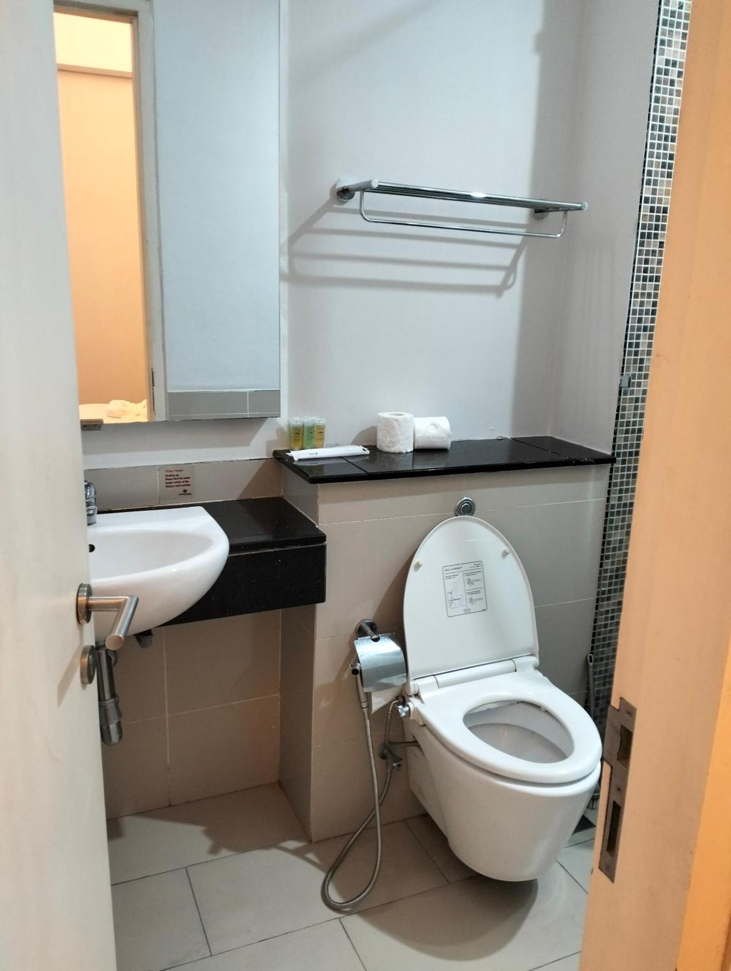 Pangsapuri Star At Swiss Garden Residences